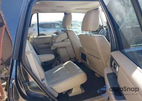 2015 Lincoln Navigator from USA, damaged, VIN 5LMJJ2JT3FEJ02306